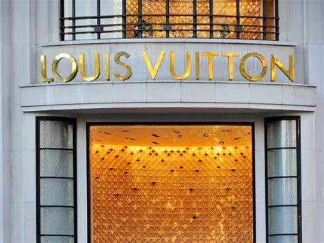 louis vuitton spain stores.